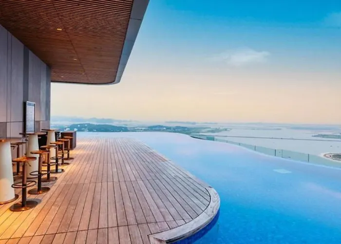 A La Carte Sea View High Floor * Hạ Long