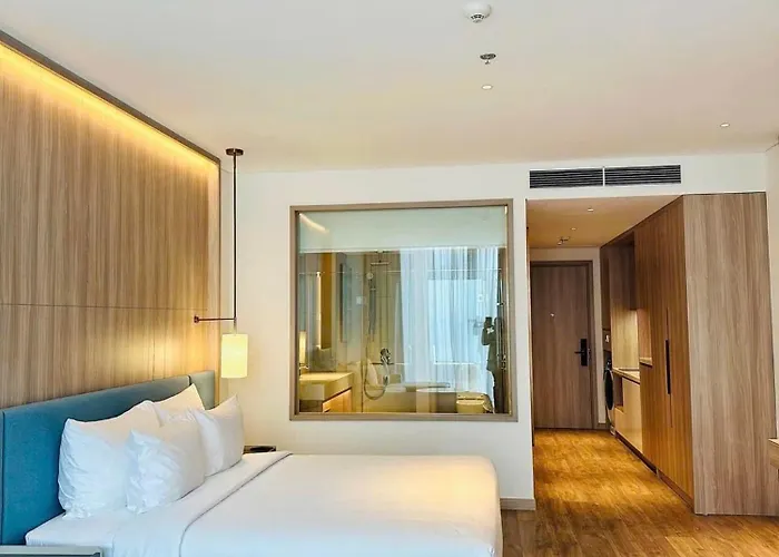 A La Carte Sea View High Floor * Hạ Long