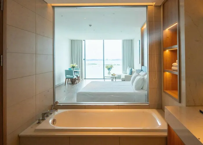 A La Carte Sea View High Floor
